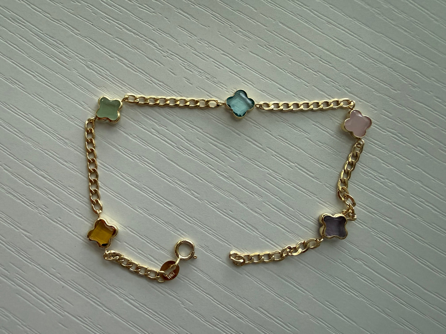 Brazalete cubanita clover 10 k
