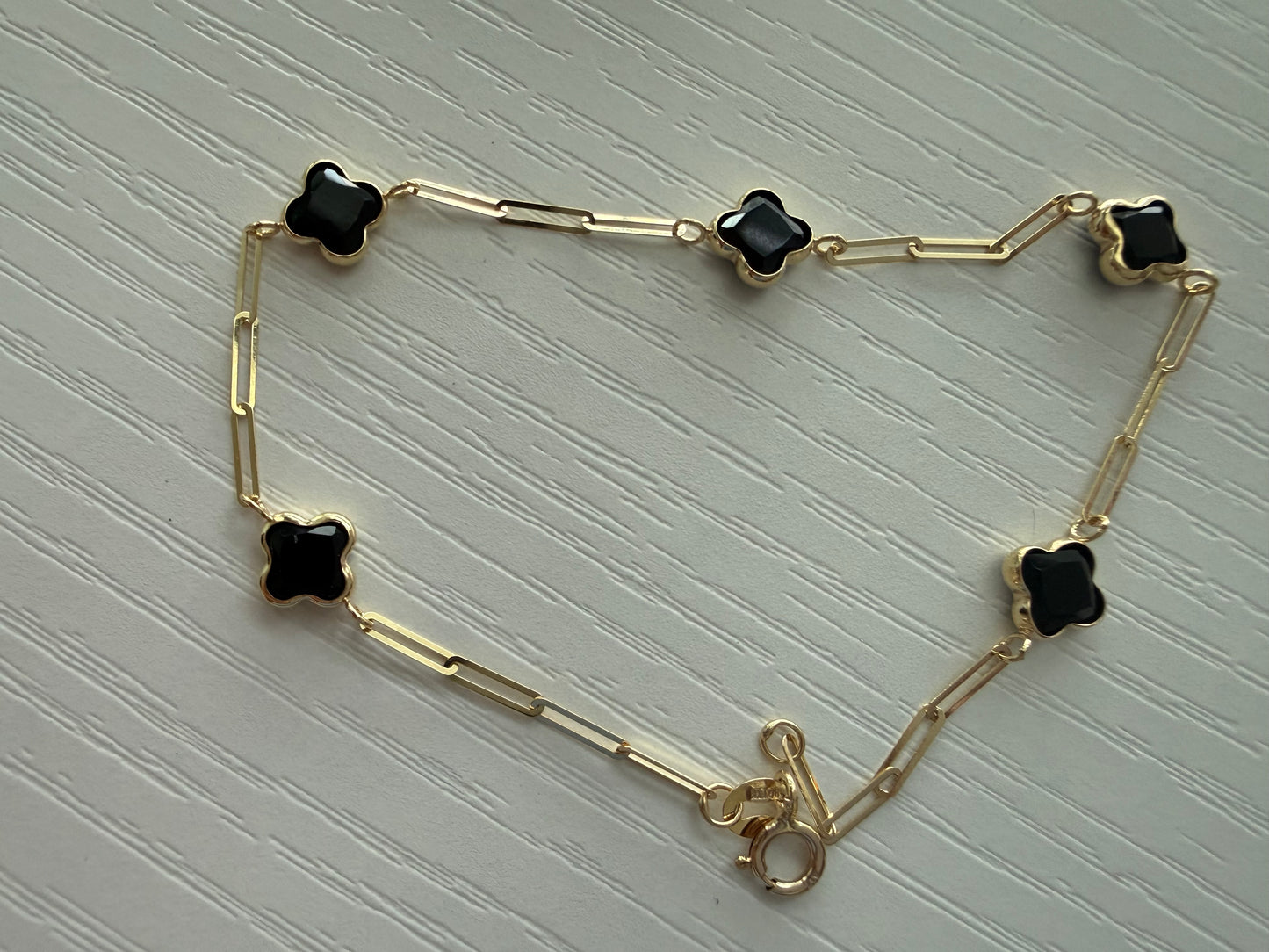 Brazalete de papel clip negro