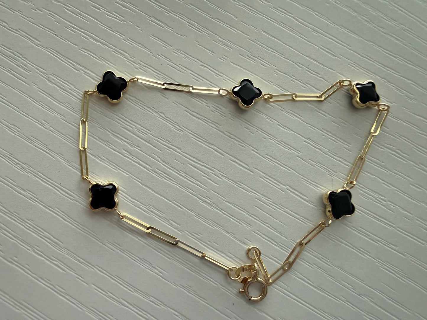 Brazalete de papel clip negro